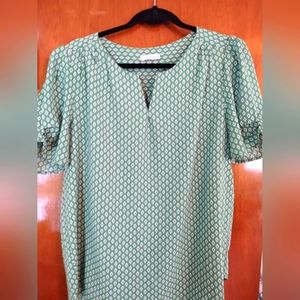Woman's dress top L Carolina Belle